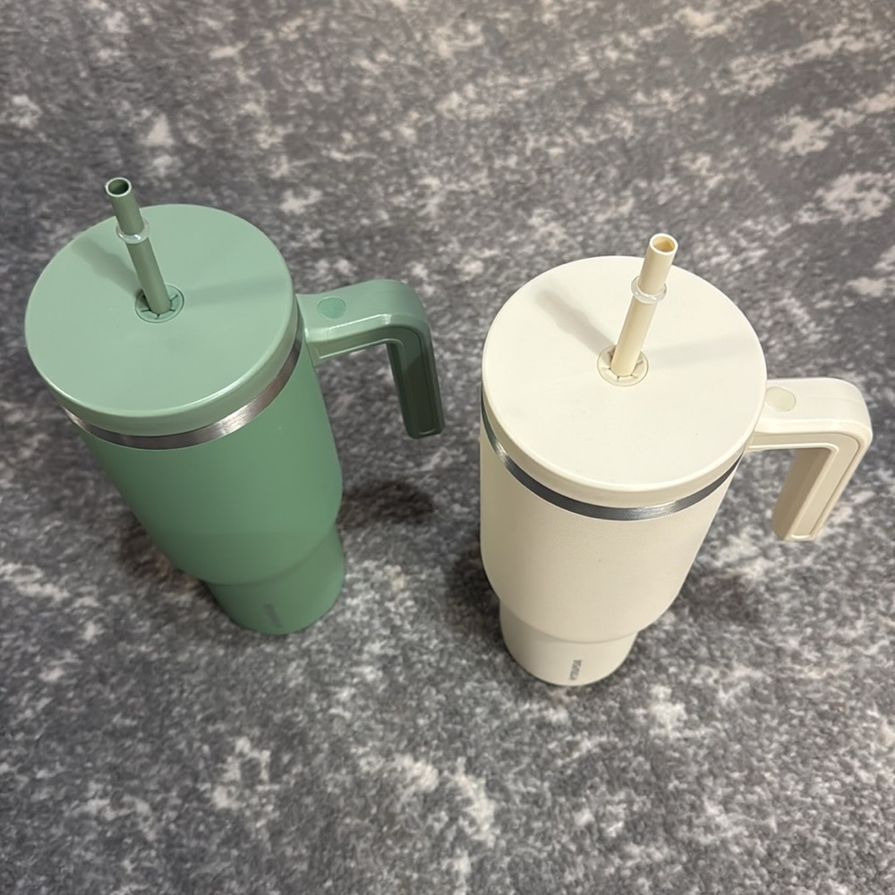 Hydra Peak 40 Ounce Tumblers (2) Green & Cream - Picture 3 of 4